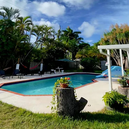Heated Pool Village Boat Parking Wifi Bbq Family Getaway
